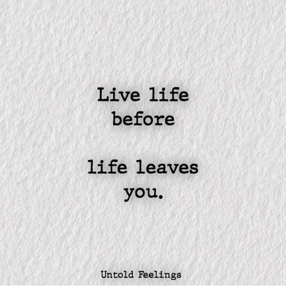 Meet your Posher, Vicki elizabeth - Picture 3 of 11